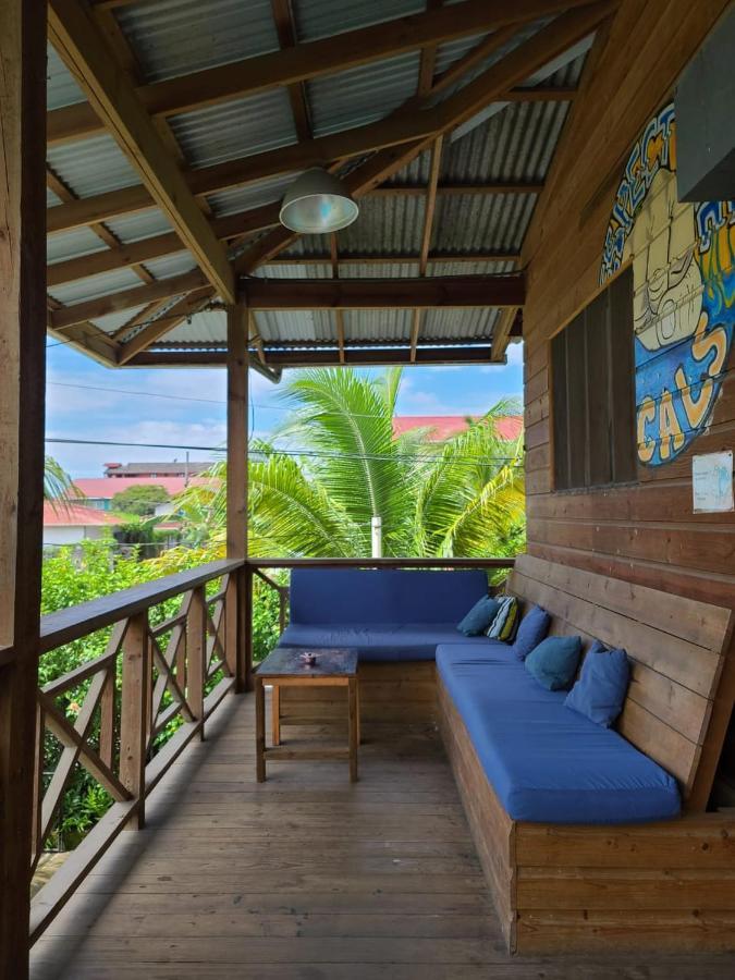 Hôtel The Bocas Corner à Bocas del Toro Extérieur photo